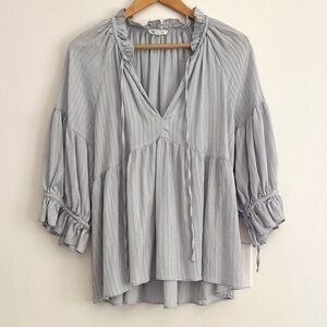 NWOT Blue Pepper Peasant Top Puff Sleeves